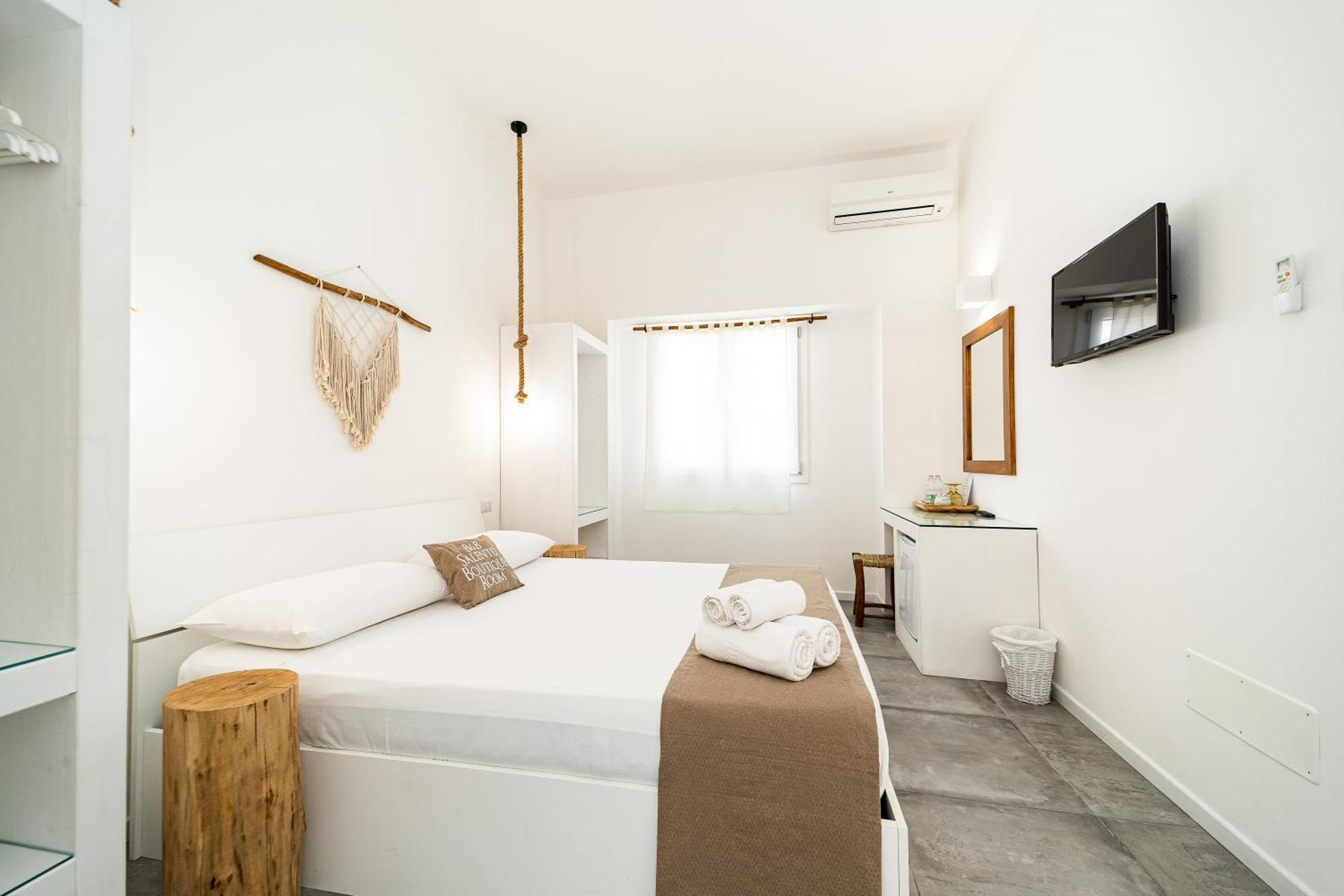 Salento Boutique Room B&B サン・ティジドーロ 部屋 写真